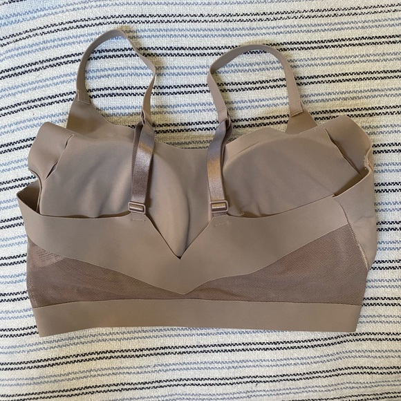 NWOT True and Co. Lift Mesh Scoop Convertible Bra - Picture 8 of 8